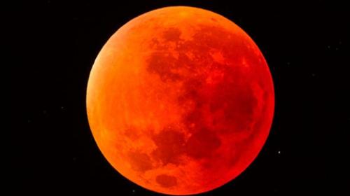 El 2019 comienza con eclipses y predicciones apocal&iacute;pticas