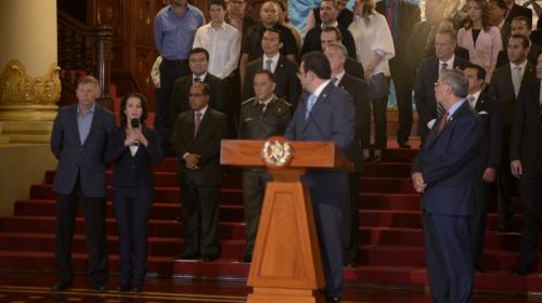Los Bitkov acuerpan a Jimmy Morales tras poner fin a la CICIG