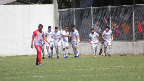 Comunicaciones gana un punto, pero pierde a un jugador por lesión