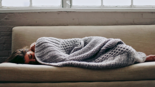 Padre deja de darle manutención a su hija de 31 años 