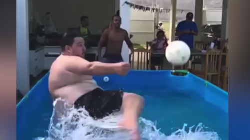 Fuerza y punter&iacute;a, la volea que arrasa en las redes sociales