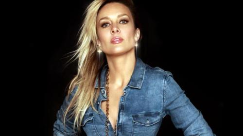 Fey enloqueci&oacute; las redes con esta sensual foto