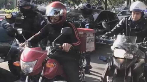 El incidente entre agentes de SAAS y un motorista repartidor