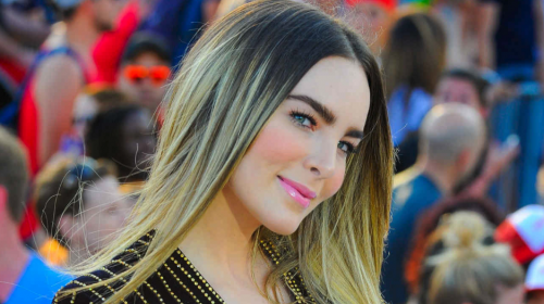 Belinda quiere cantar a d&uacute;o con Maluma, pero &eacute;l reacciona as&iacute;