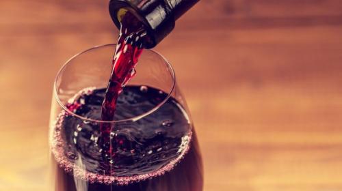 &iquest;Una copa de vino antes de dormir pueden ayudar a bajar de peso?