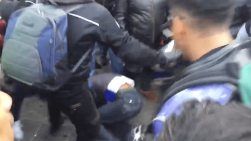 Vapulean a supuesto ladrón en el inicio de la Caravana del Zorro