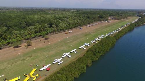 Los videos del impresionante show a&eacute;reo en Iztapa
