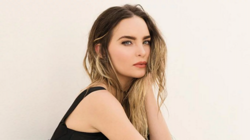 El curioso "look" de Belinda que impact&oacute; a muchos 