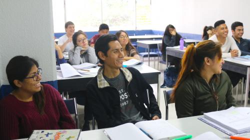 Aprende ingl&eacute;s y obt&eacute;n un trabajo en Contact Center