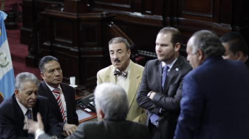 Linares reveló de qué hablaron en privado Arzú y Morales