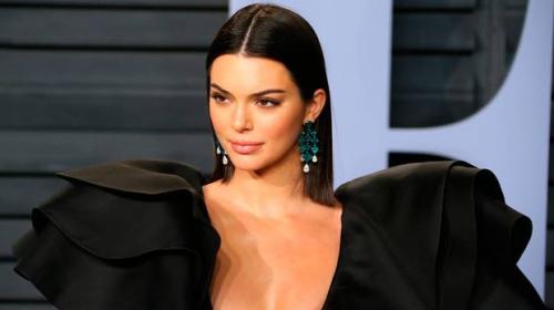 El sexy look de Kendall Jenner en el afterparty de Los Oscar 