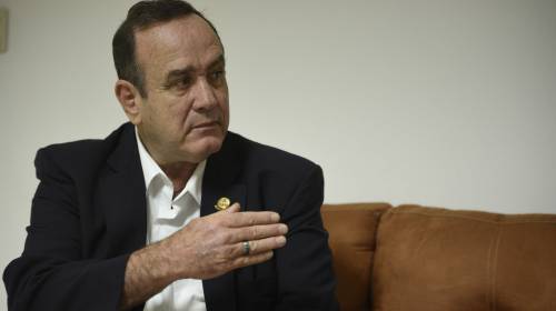 La carta de Giammattei a Jimmy por la compra de los aviones