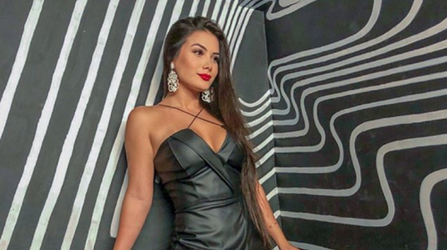 Ella es la atractiva novia de una exestrella de f&uacute;tbol de Brasil