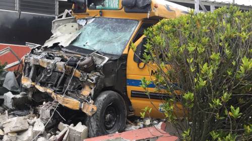 Bus se qued&oacute; sin frenos y destruy&oacute; una vivienda en San Crist&oacute;bal