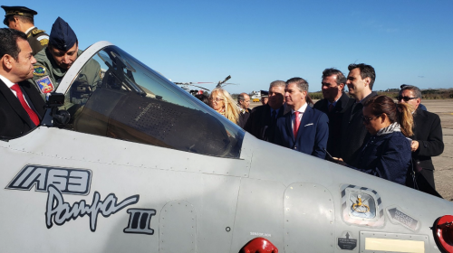 Las contradicciones del Ejército acerca de la "compra" de aviones