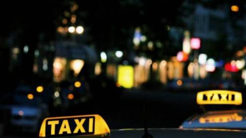 Joven mujer abordó el taxi equivocado y no vivió para contarlo