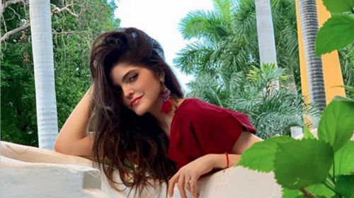 Ana B&aacute;rbara muestra su cuerpazo al estilo Maribel Guardia