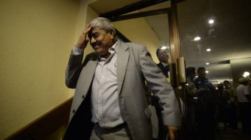 El accidente de Carlos Mencos durante actividad de Sandra Torres