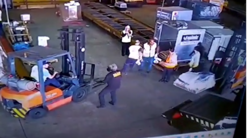 Captan en video impresionante robo de oro en aeropuerto de Brasil