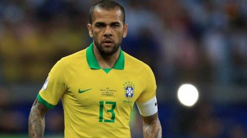 Dani Alves busca trabajo con un llamativo mensaje en Instagram