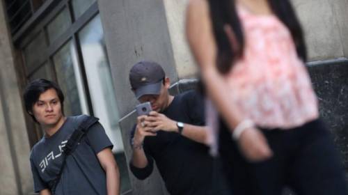 El buen samaritano que protegi&oacute; a una mujer de un acosador