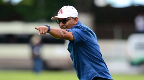 Cobán Imperial contrata a un director técnico salvadoreño