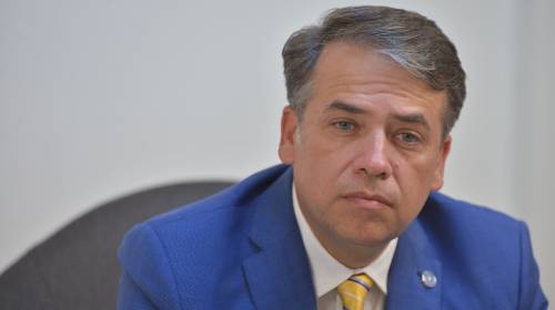 TSE le retira la candidatura presidencial a Edwin Escobar