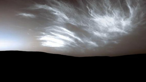 Captan impresionantes nubes en Marte