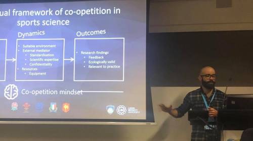 Guatemalteco brilla en Congreso Mundial de Ciencias del Fútbol