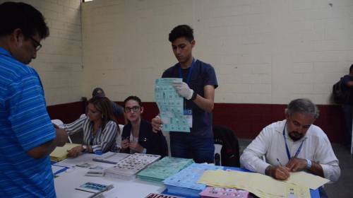 TSE justifica inconsistencias en actas debido al "nerviosismo"