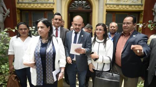 Fiscales seguirán en la Comisión de Verificación de actas del TSE