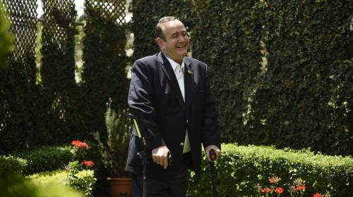 Giammattei reacciona tras saber que no tiene inmunidad