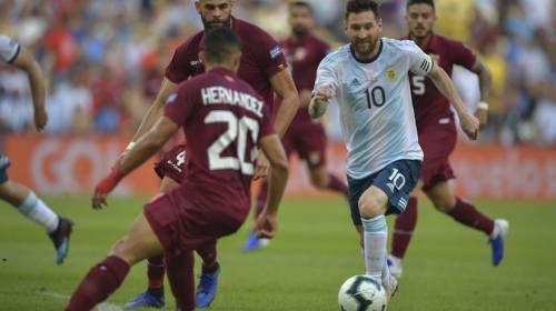 Imperdible reacci&oacute;n de Messi al ver la travesura de su hijo Mateo