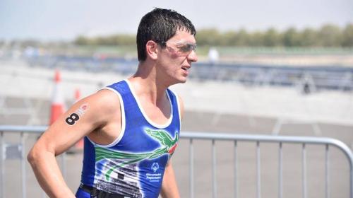 Guatemalteco es el sexto mejor triatleta en Olimpiadas Especiales