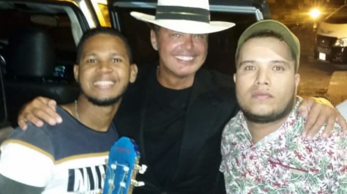 Luis Miguel recibe una agradable sorpresa musical en Colombia