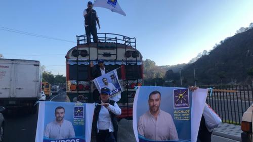 Arranca la campa&ntilde;a: candidatos saturan las redes sociales