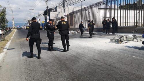Vapulean y prenden fuego a supuestos sicarios en El Naranjo