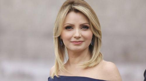 Ang&eacute;lica Rivera fue vista con la familia de Maluma 