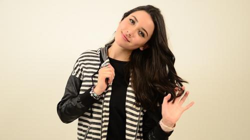 La bellísima Camila Orantes se suma al reto del Karaoke502