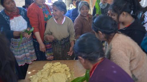 Solidaridad y la esperanza florecen en Nahual&aacute; tras la tragedia