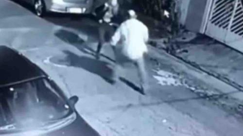 Video: mujer balea a hombre que intent&oacute; asaltarla