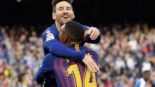 Messi hace sonreír al Barça con un espectacular doblete