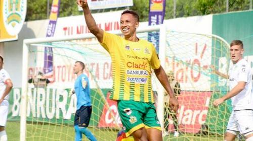 Guastatoya vence a los Cremas y sueña con el tricampeonato