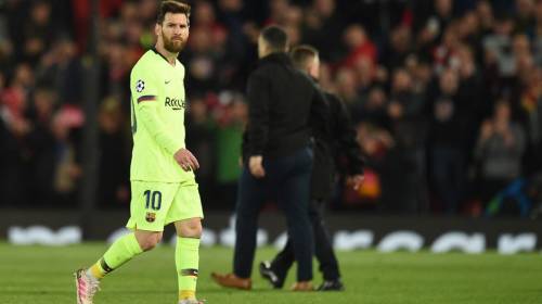 El tenso momento entre Messi y aficionados del Bar&ccedil;a