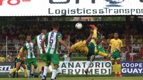 Guastatoya se impone a Antigua con sensacional golazo de chilena