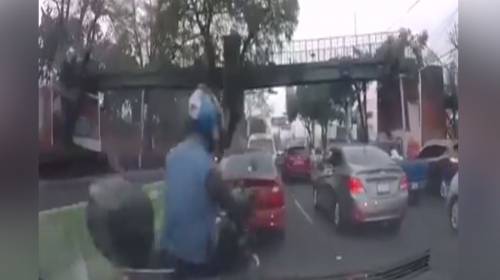 Video: motorista casi provoca un accidente en bulevar Liberaci&oacute;n