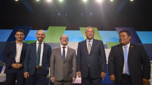 Candidatos no tuvieron celulares durante participación en debate