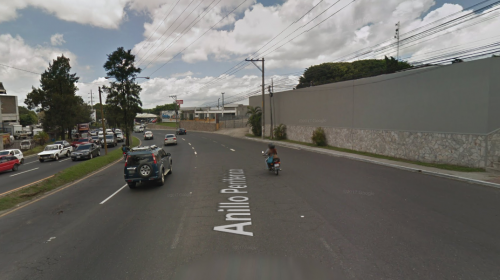 Desconocidos abandonan autom&oacute;vil en el Anillo Perif&eacute;rico