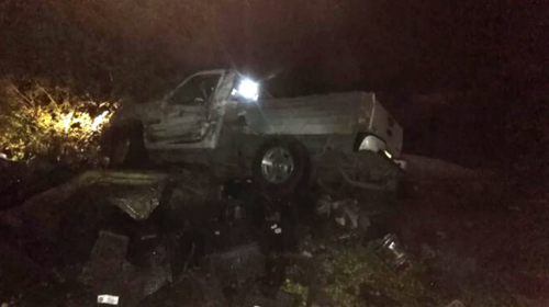 Tráiler embiste a familia que pedía "aventón"