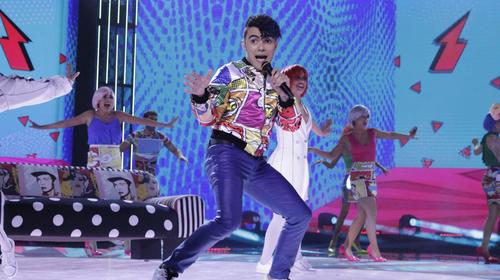 Danna Paola a Dennis Arana: “Tienes mucho futuro”